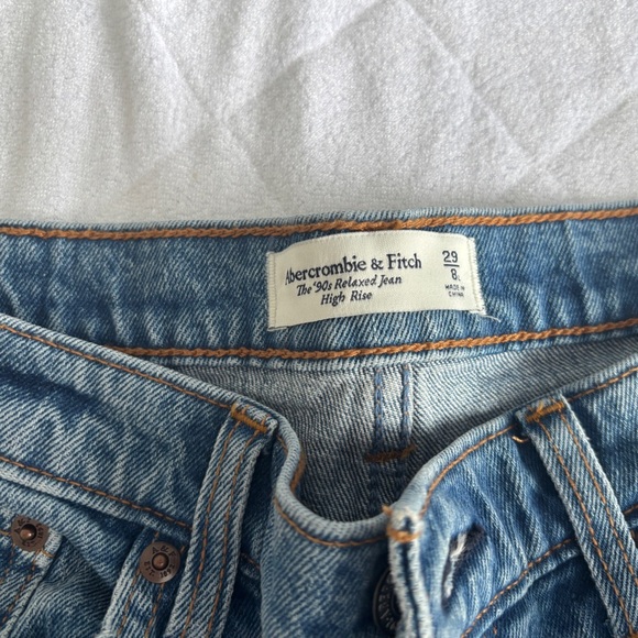 ❌sold on FB❌ Abercrombie & Fitch jeans - Picture 4 of 5